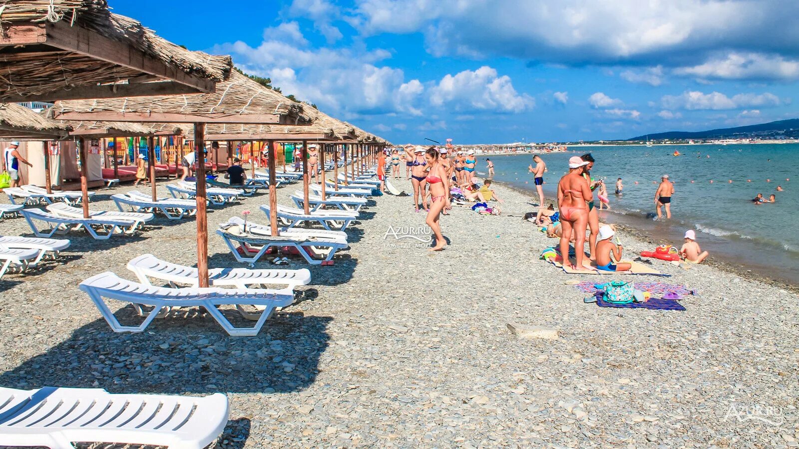 Пляжи фото отдыхающих Фотогалерея Пляж "Сады Морей" в Геленджик Фото на сайте Azur.ru