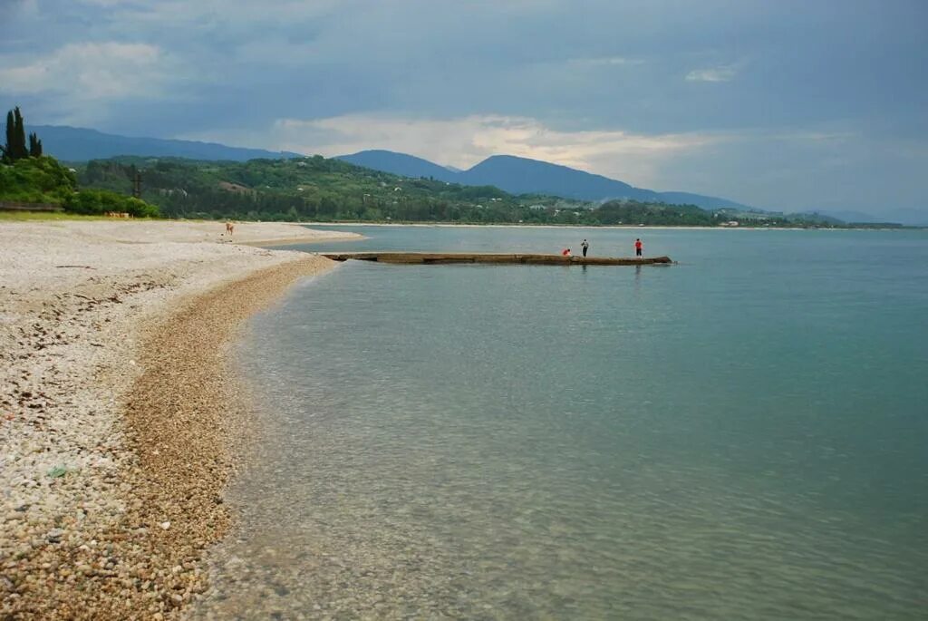 Пляжи гудаута абхазия фото Căn hộ với bãi đậu xe miễn phí, Gudauta, Abkhazia giá cả và đánh giá - Planet of