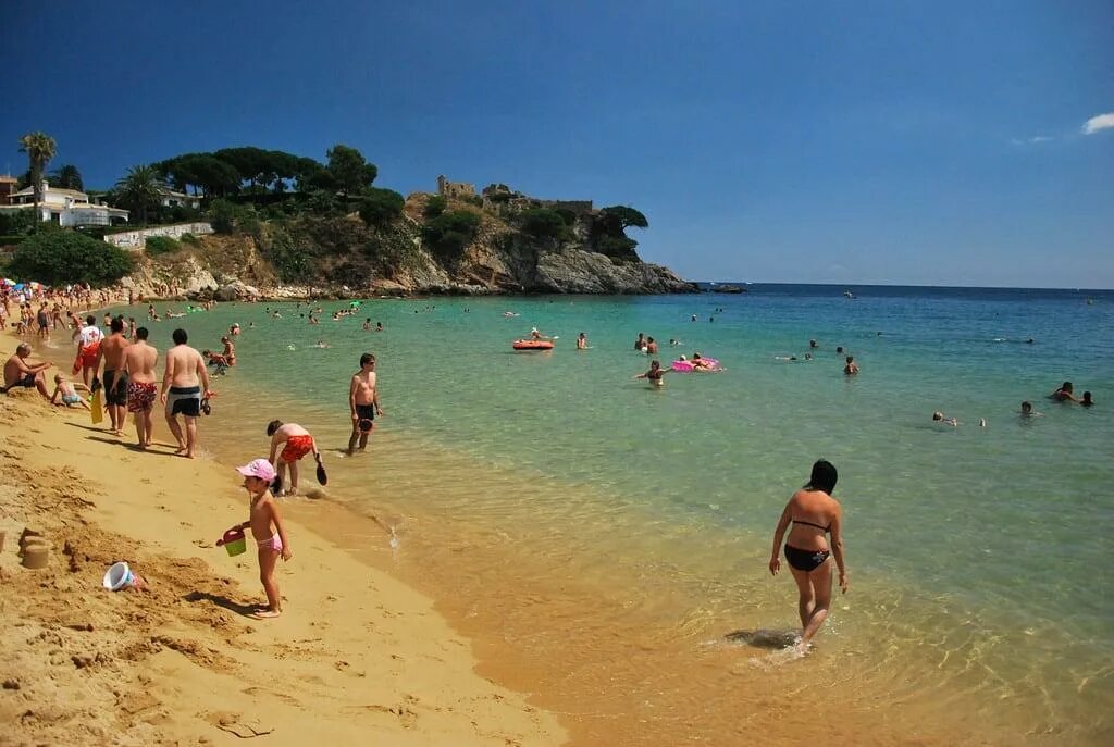 Пляжи испании фото Platja La Fosca Пляж длиной 511 м вблизи Palamós Испания, Коста-Брава - температ
