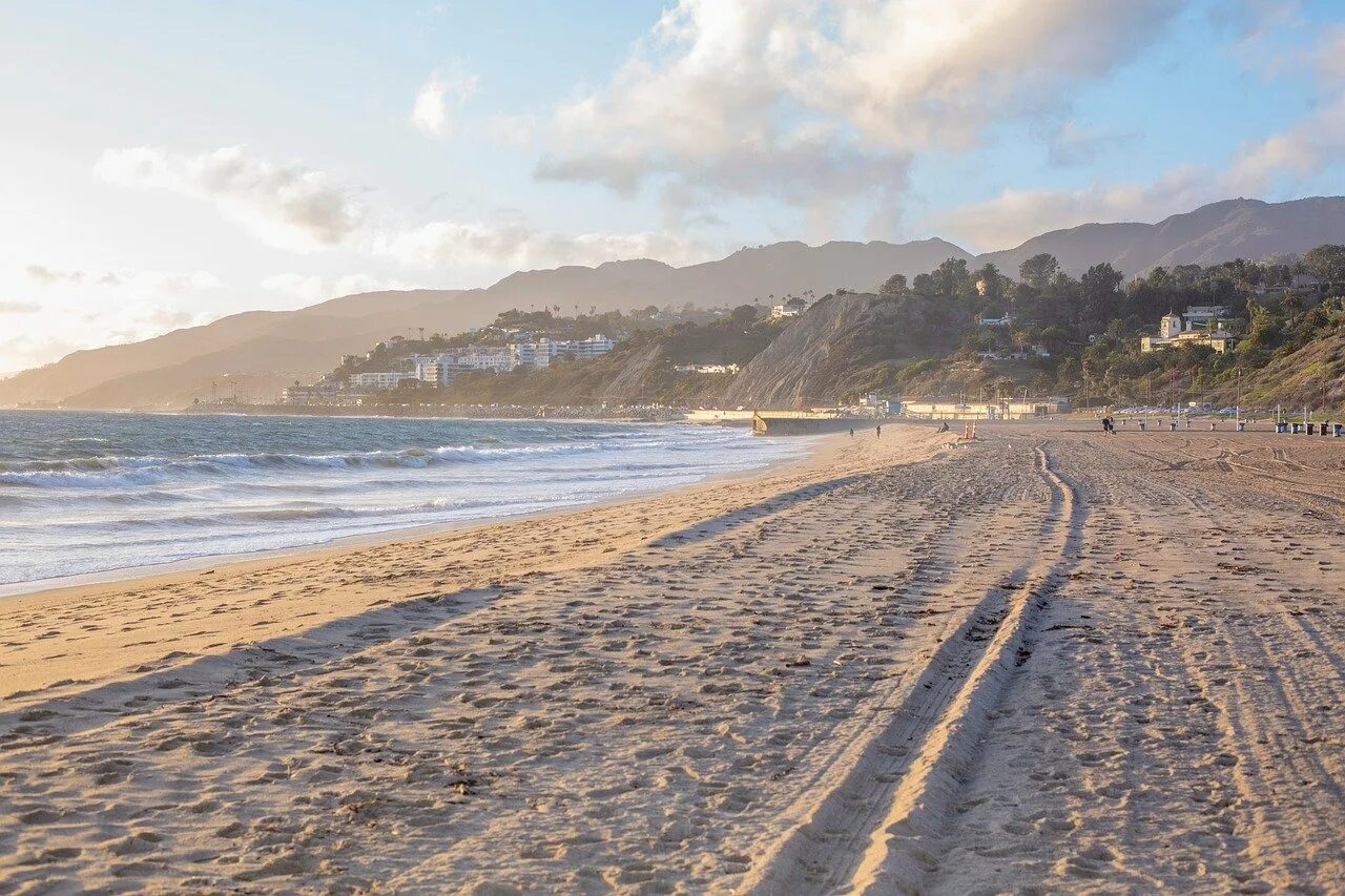 Пляжи калифорнии фото Sunset Beach parking spots to save your day out in the sun