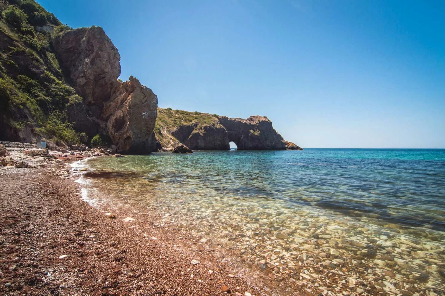 Пляжи крыма фото отзывы Beach - Fiolent Village Luminor - Фиолент Виладж Luminor апартаменты в Севастопо