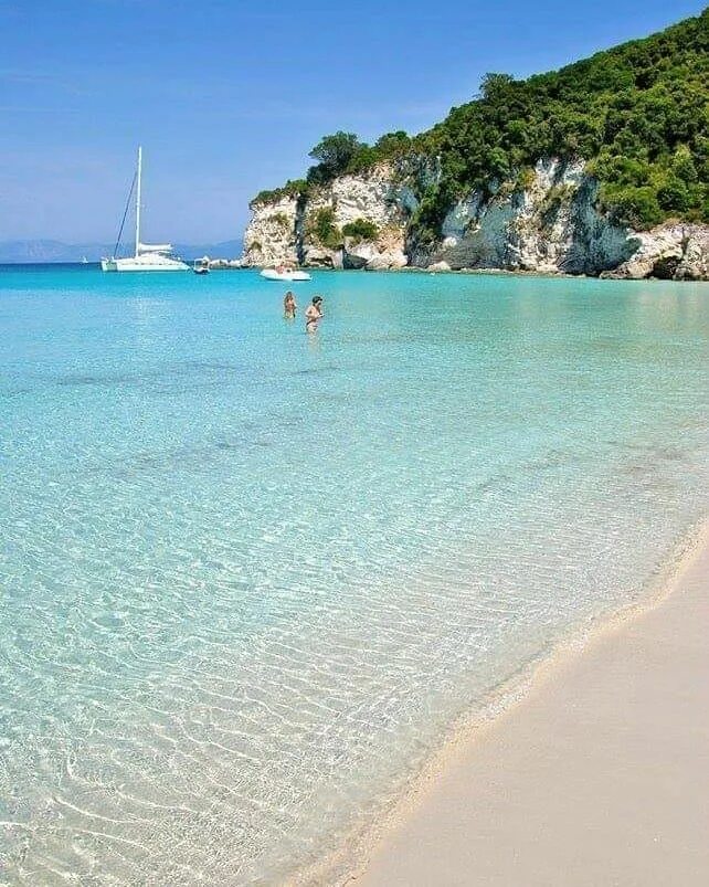 Пляжи курорты фото #antipaxos #paxos #ionianislands #greekislands #greece #holidays Beautiful place
