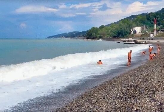 Пляжи мамайки фото Two men 40 and 45 years old will meet two girls for a pleasant holiday in Sochi.