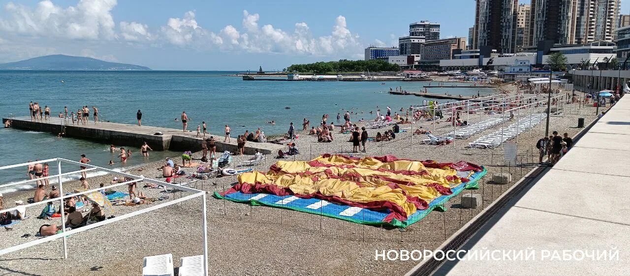 Пляжи новороссийска 2024 фото Пляжи Новороссийска - только для стройных? - Новости Новороссийска