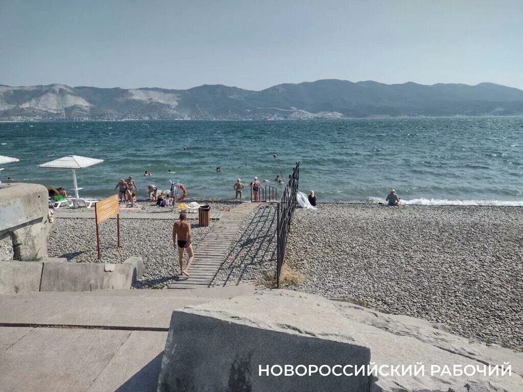 Пляжи новороссийска фото Арендатор пляжа "Малая Земля" планирует оспорить расторжение договора с мэрией Н