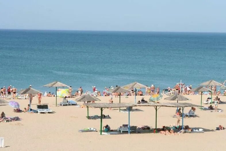 Пляжи саки крым фото Топ-10 лучших пляжей Крыма по итогам курортного сезона-2019, Мир и люди / "Надеж