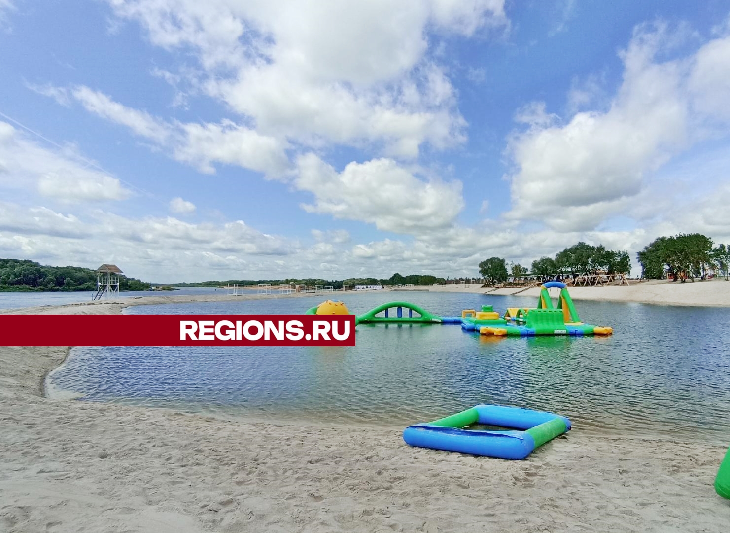 Пляжи серпухова фото Белый песок, аквапарк и спортивные площадки на пляже "Серпуховские Мальдивы" под