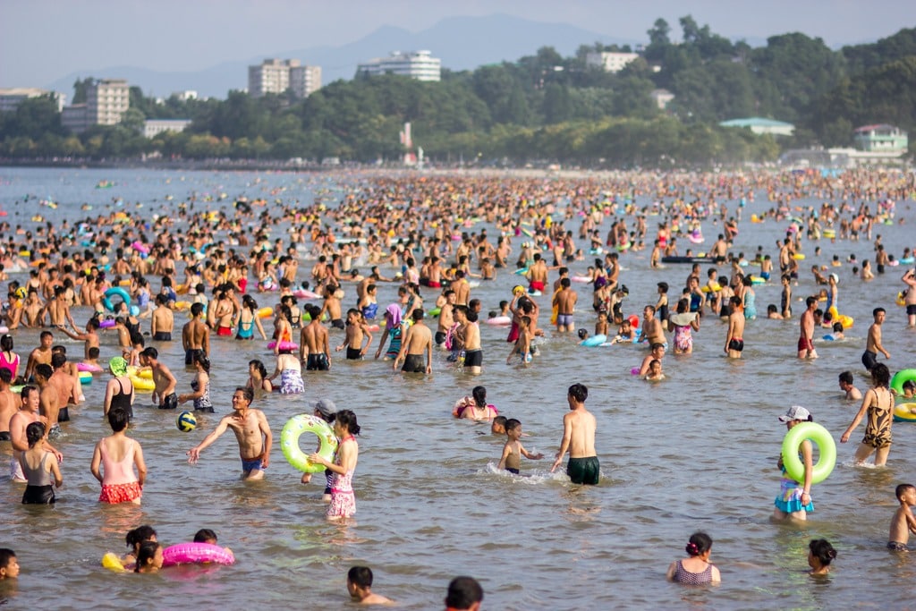 Пляжи северной кореи фото Why you should visit a North Korean beach Rocky Road Travel DPRK