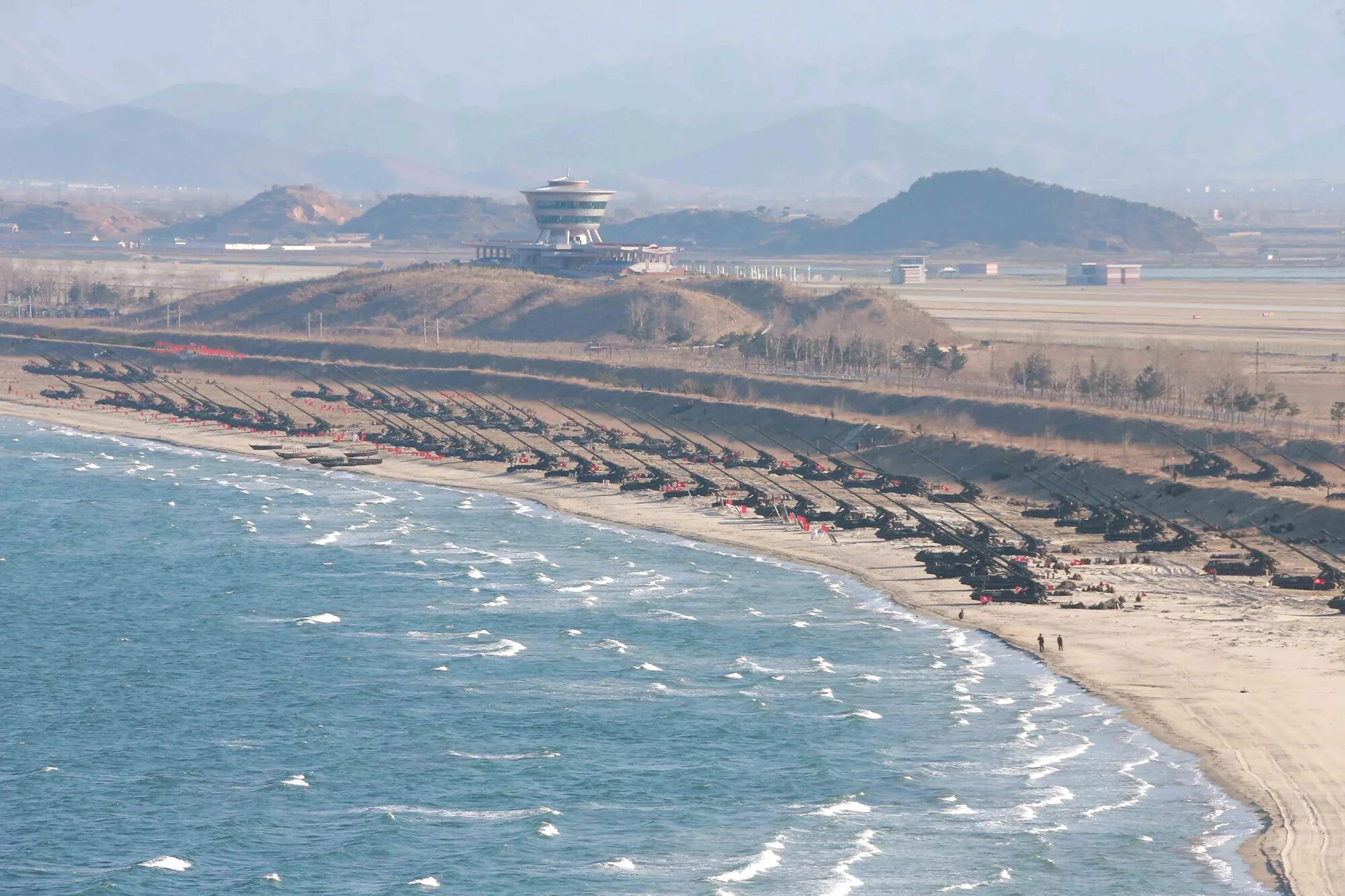 Пляжи северной кореи фото North Korea turning missile test site into swanky resort