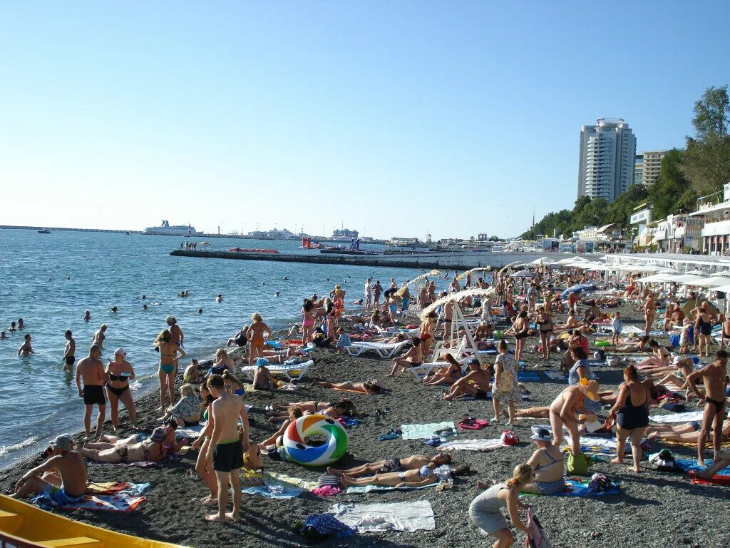 Пляжи сочи летом фото Отдых в России слишком дорогой для россиян Сами с Кузьминами Дзен