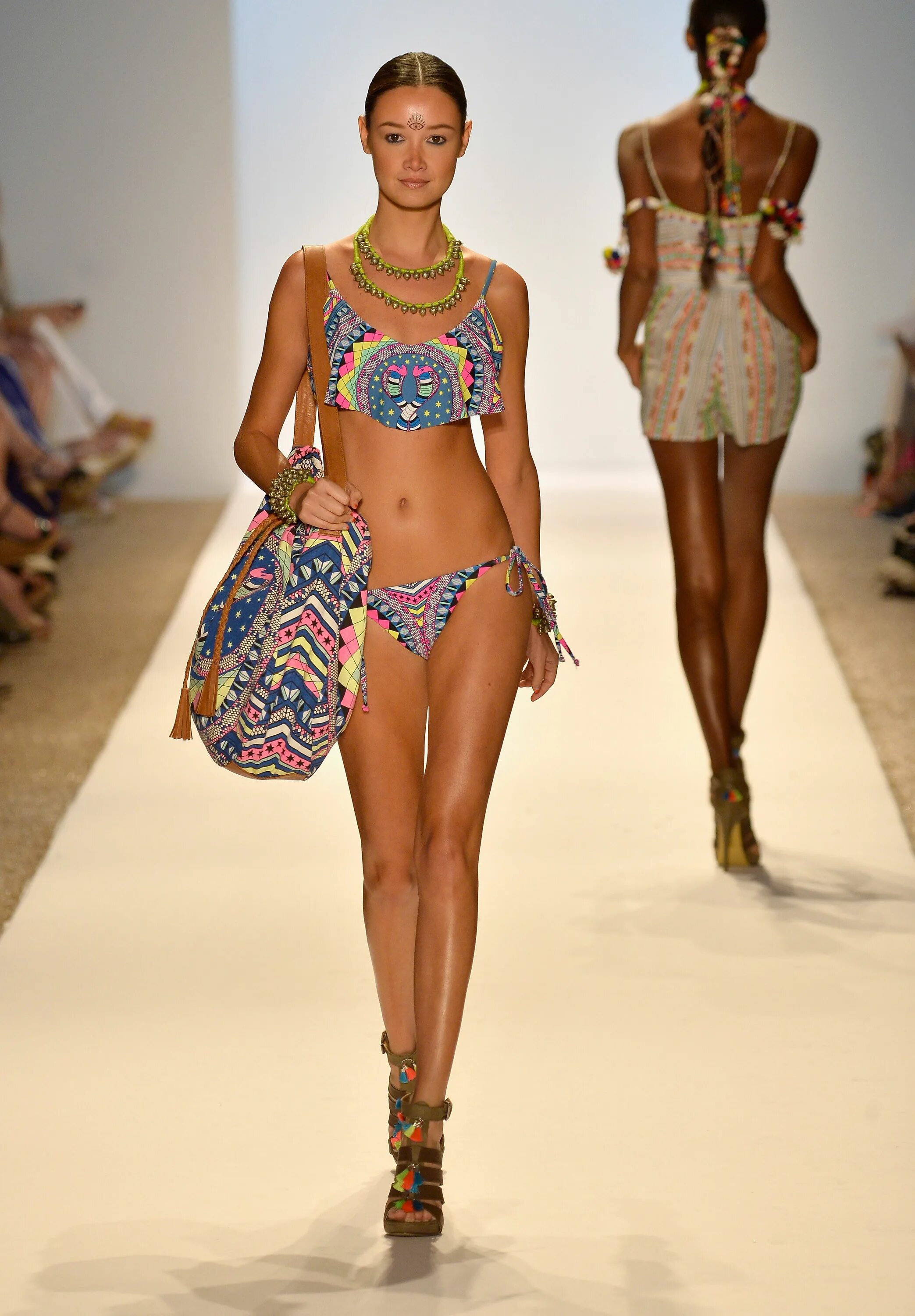 Пляжная мода 2024 женская Pin on Mercedes-Benz Fashion Week Swim
