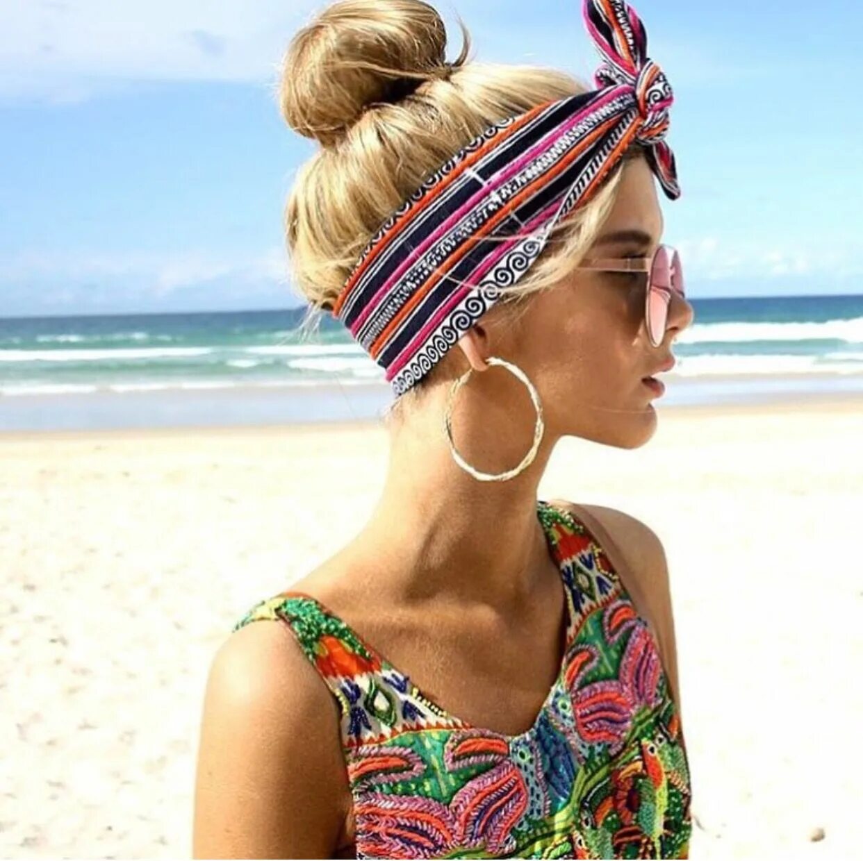 Пляжная прическа на средние Pin de Indigo Rabbit en hair Poses para fotos, Peinados, Poses