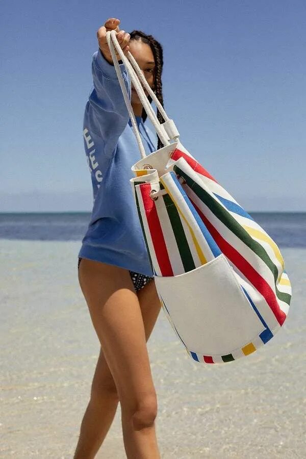 Пляжные сумки тренд Urban Outfitters Striped Canvas Backpack Fabric bags, Striped canvas, Simple bag