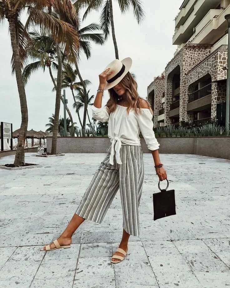 Пляжный стиль женский Wide leg cropped trousers Cropped trousers, Summer outfits women, Dressy outfits