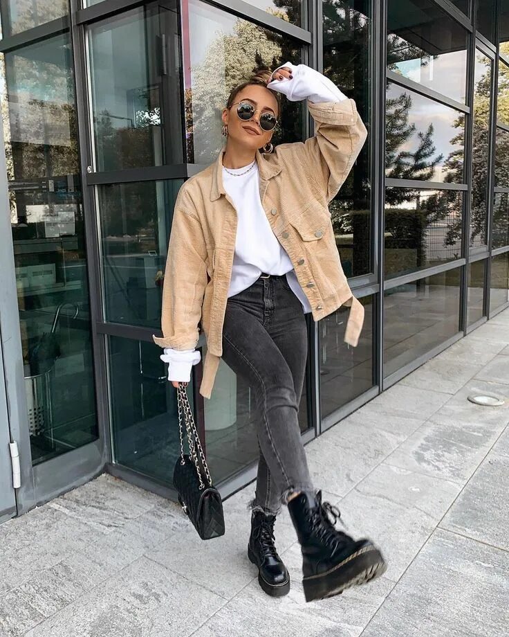Плюс 20 что одеть Looking for some Street Style Fall Outfits? We gather some casual street style i