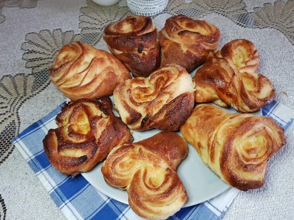 Плюшки домашние рецепт с фото пошагово Плюшки с сахаром - рецепт приготовления