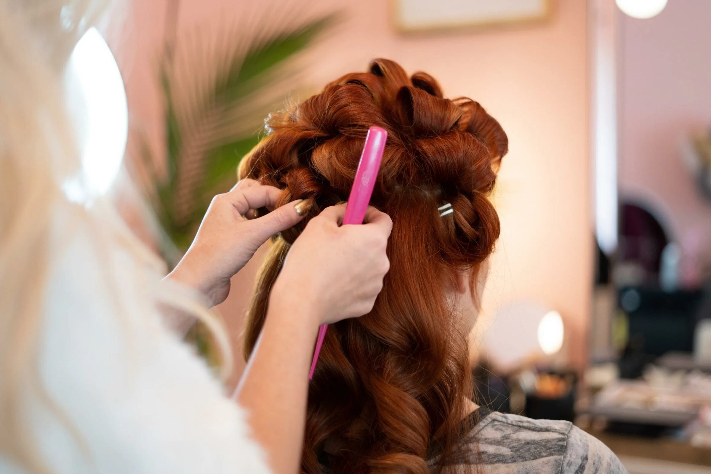 Плюсы причесок You can finally get a haircut again: Salons and barbershops in L.A. can reopen
