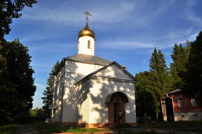 Пмц златоуст городской округ калуга фото Церковь Иоанна Златоуста, Макаровка (Малоярославецкий район), фотография. общий 
