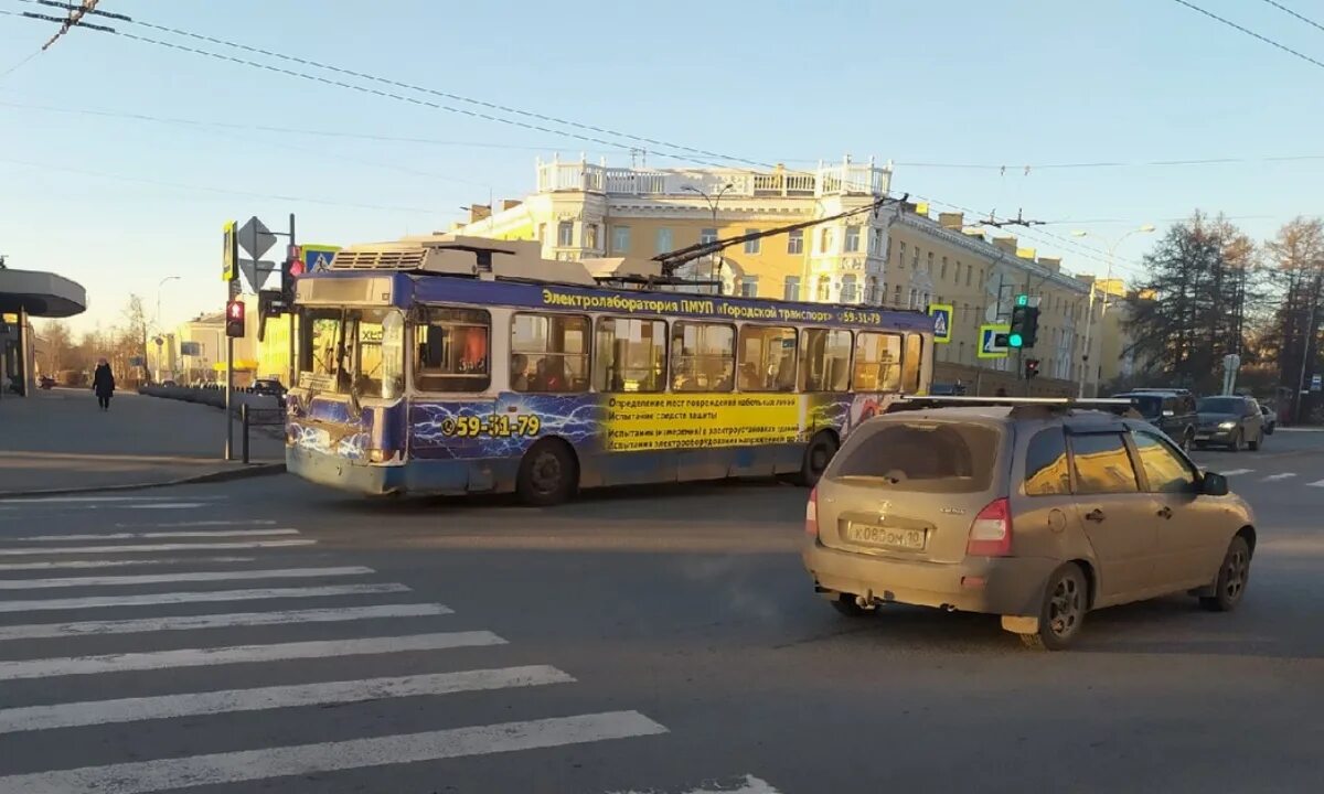 Пмуп городской транспорт московская ул 14 фото Проезд в троллейбусах Петрозаводска может подорожать