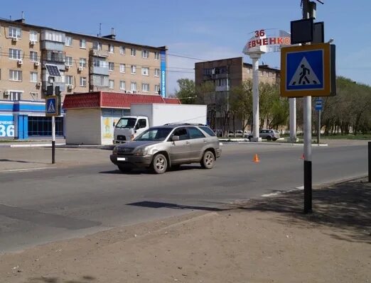 По стрела ул шевченко 26 оренбург фото На Шевченко в Оренбурге водитель "Лексуса" сбил пешехода Новости Оренбурга