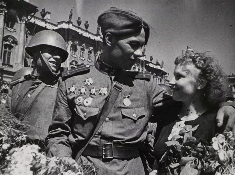 Победа 1945 год фото Неизвестная война": на стенах Орла покажут кинохронику военных лет