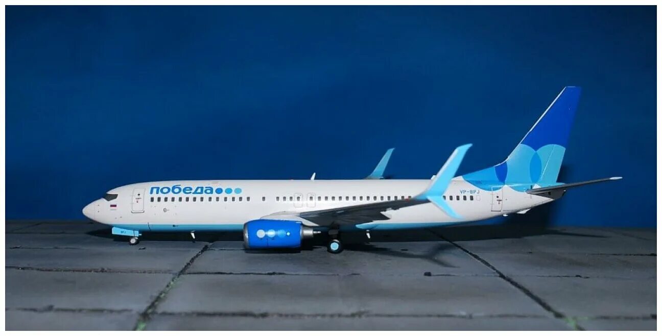 Победа 737 800 фото Boeing 737 1:200 - Машинки и техника - купить по выгодной цене на Яндекс Маркете
