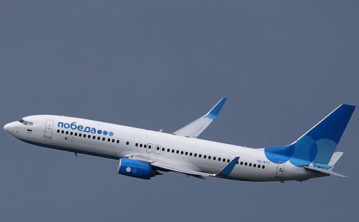 Победа 737 800 фото Власти ОАЭ запретили летевшему за россиянами борту "Победы" сесть в Дубае - РБК