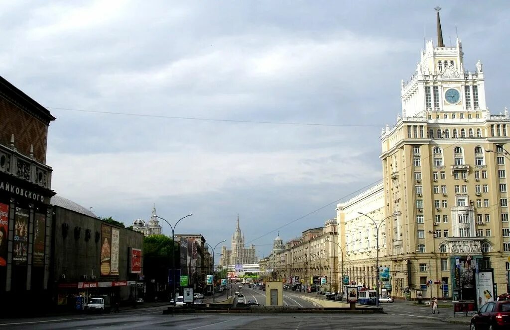 Победа большая садовая ул 51 фото Большая Садовая улица: что посмотреть, Триумфальная площадь, театры, музеи, фото