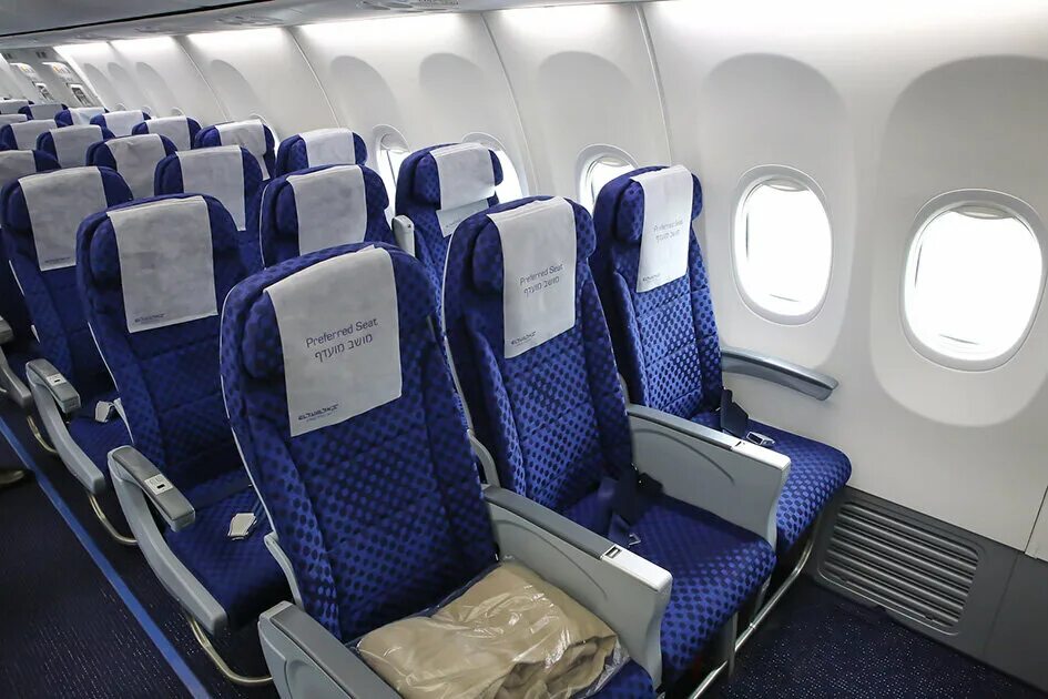 Победа эконом фото Сколько стоит выбор места в самолете у авиакомпаний РФ? FLYDEX Дзен