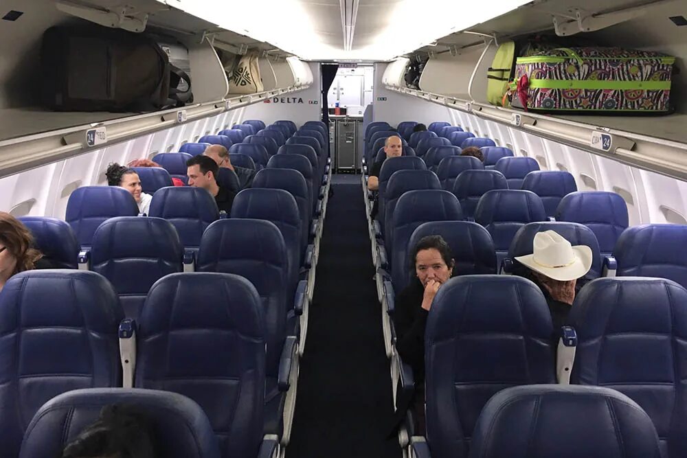 Победа эконом фото ✈ Самолет Боинг 737-800: нумерация мест в салоне, схема посадочных мест, лучшие 