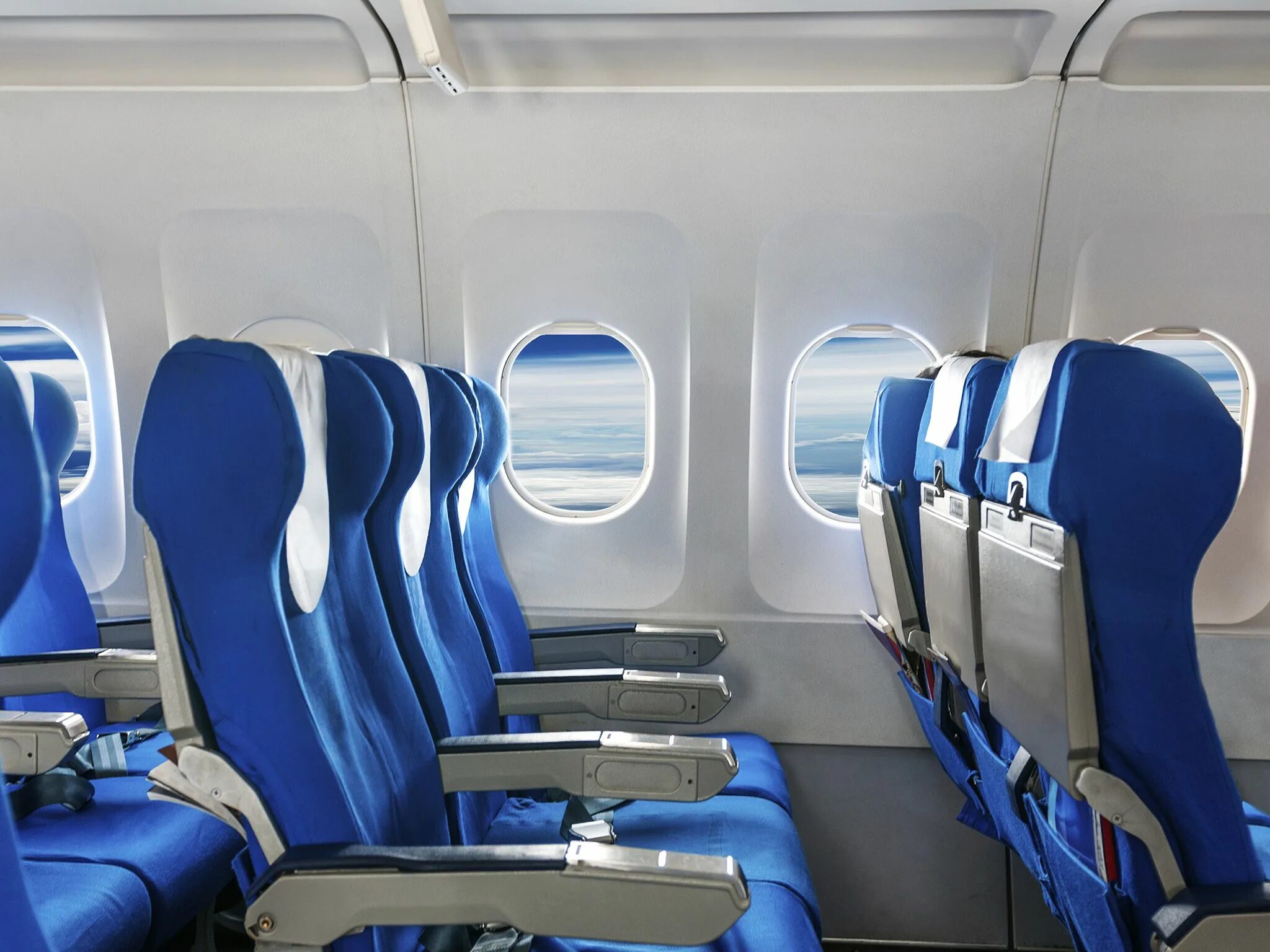 Победа фото мест салон самолета The Airlines with the Most Legroom Kid friendly travel destinations, Travel, Dom