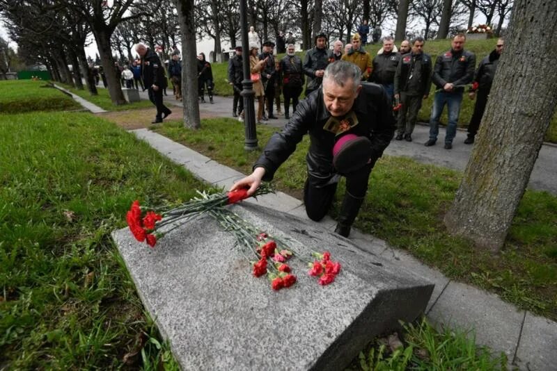 Победа ленинградская ул 22 фото В Ленобласти отреставрировали музей и устроили мотопробег в честь Дня Победы Лен