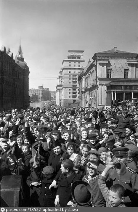 Победа май 1945 фото May 9, 1945 Старые фотографии, Москва, Фотографии