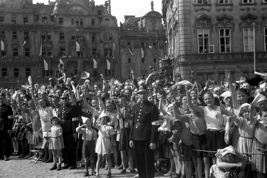 Победа май 1945 фото Последний рубеж: чего стоило Красной армии освобождение Чехословакии - РИА Новос