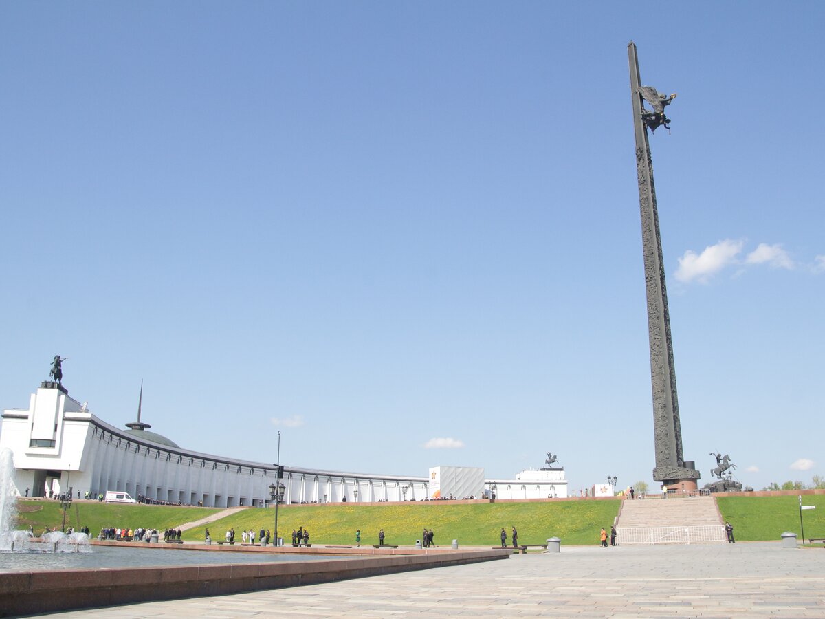 Победа на поклонной горе фото Стелла на поклонной горе - Азимут Тур