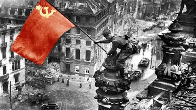 Победа над рейхстагом фото Rewriting and demolishing history - RT Russia & Former Soviet Union