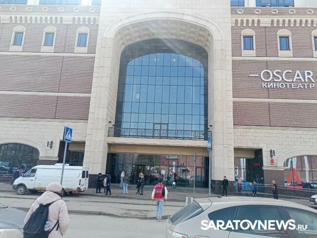 Победа плаза фото В Саратове эвакуируют ТРЦ "Победа Плаза" - Новости Саратова сегодня - Saratovnew