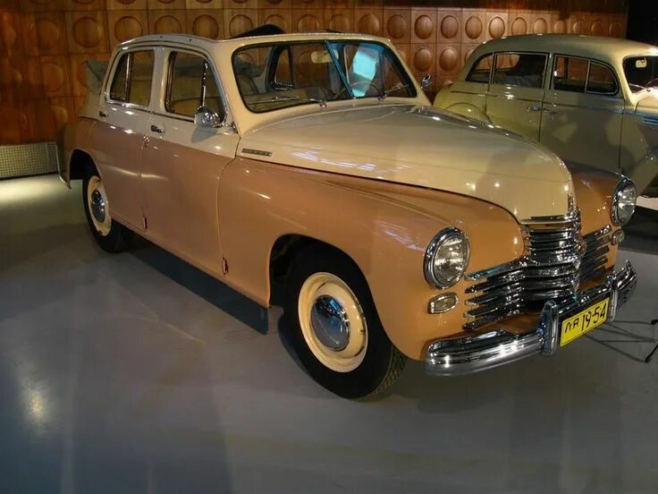 Победа советская ул 1 фото Autoville - "скромное очарование буржуазии" Retro cars, Dream cars, Antique cars