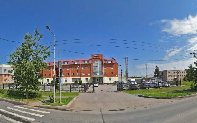 Победы 30 кириши проспект фото Отели 3 звезды в Киришах - забронировать гостиницу в Киришах, цены 2024 на брони