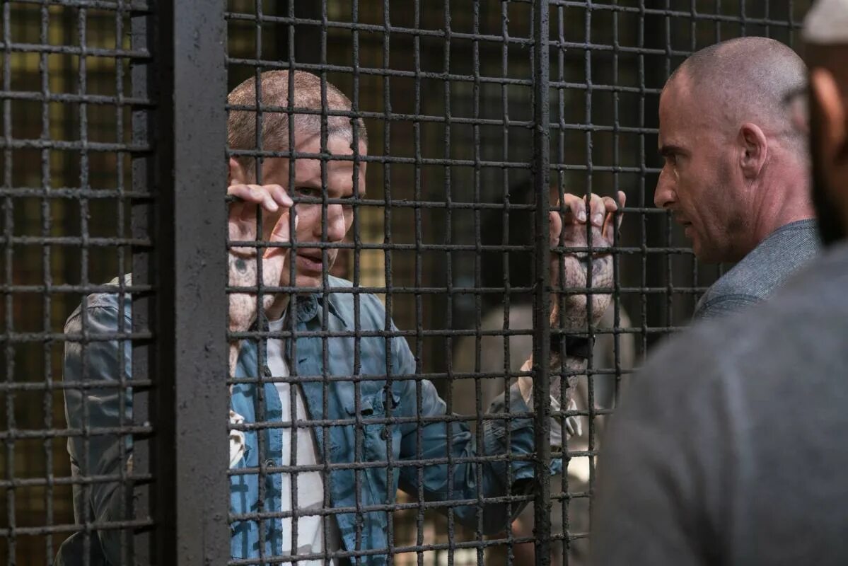 Побег из тюрьмы ул кирова 108 фото Prison Break Revival's Unlikely Catalyst: The Flash! Plus - Ep 10 Mystery Solved