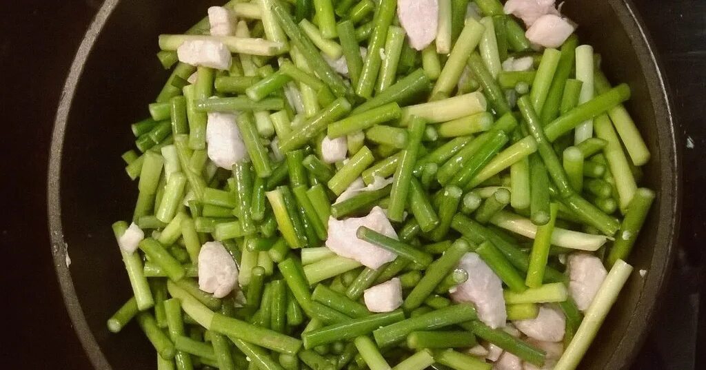 Побеги чеснока рецепт с фото Побеги чеснока с курицей рецепт - Европейская кухня: Основные блюда. "Еда"