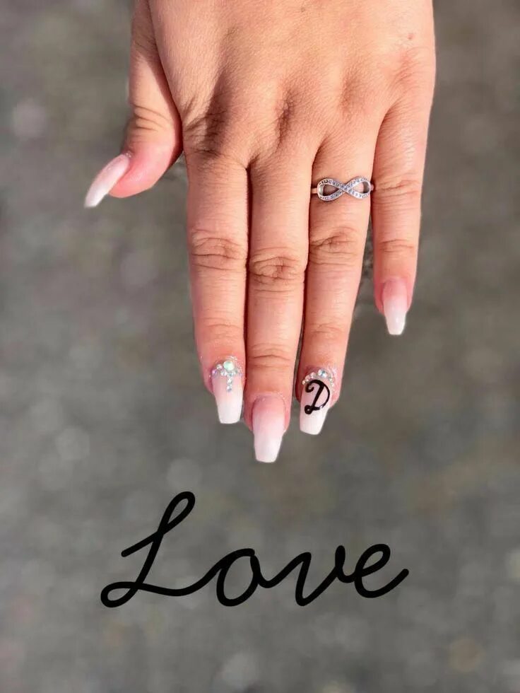 Почему мужчинам нравится френч маникюр WE ALL NEED LOVE ... AND A PERFECT MANICURE TO SHOW THIS RING in 2020 Cute acryl