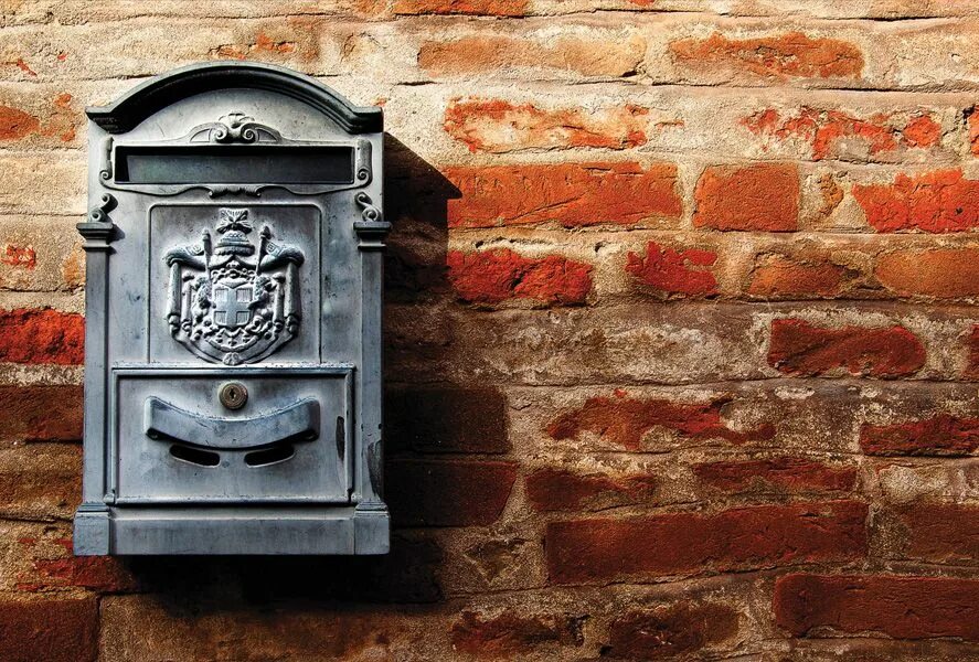 Почтовый ящик фото Mailbox & wall Postcards, Mailbox, Wall