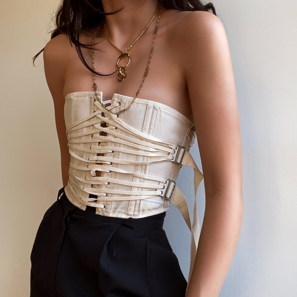Под что одевают корсет Absolutely stunning vintage 1920’s cropped buckle... - Depop Fashion inspo outfi