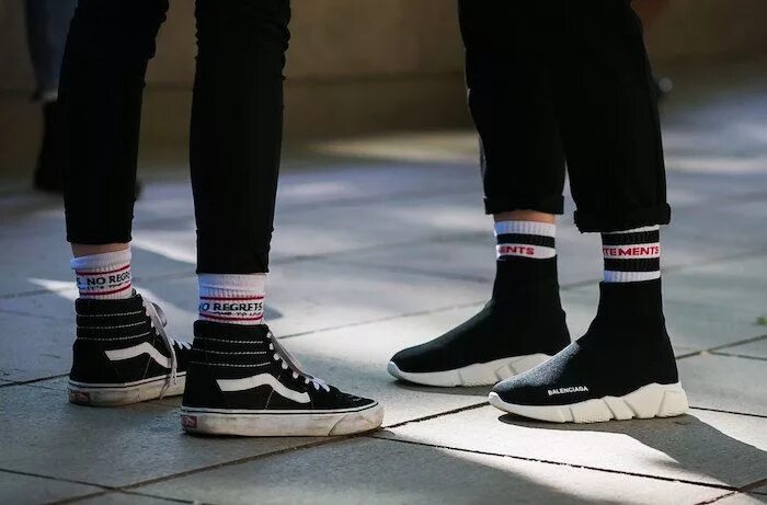 Под что одевают носки Découvrez le meilleur de la basket tendance homme 2021 Balenciaga speed trainer,