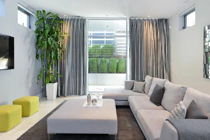 Под что выбирают шторы в интерьере гостиной Grey in Home Decor: Passing Trend or Here to Stay? Grey home decor, Living room 