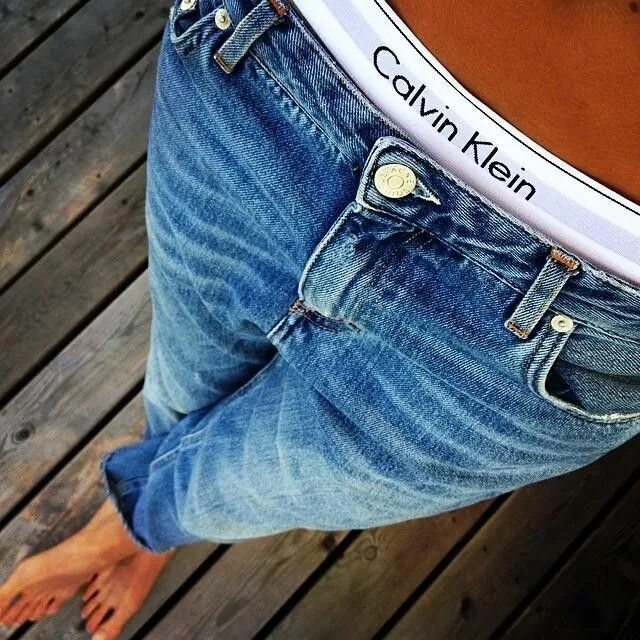Под джинсами фото Wear Calvin Klein boxers peeping out the tops of your jeans for a tomboy 90's fe
