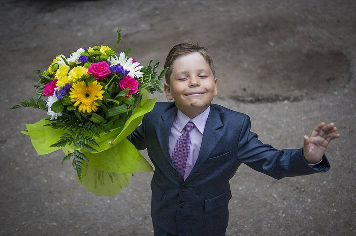 Под фото на 1 сентября Как помочь первокласснику не потерять интерес к учёбе с первого сентября? Smapse