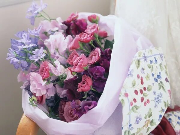 Под фото с цветами Ответы Mail.ru: КАК ВЫ Встречаете НОВЫЙ ДЕНЬ?) Чтобы Полон Он Улыбок Был) Радост