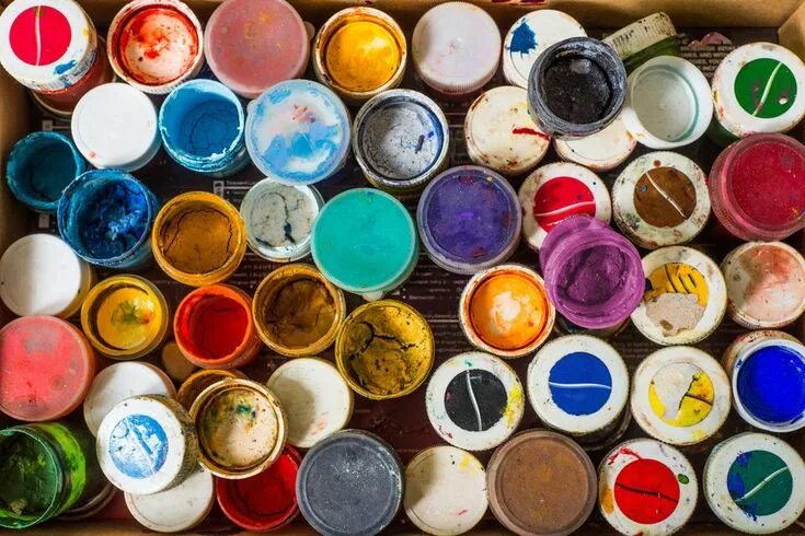 Под краски фото How to Pick Paint Colors to Fix Any Room's Quirks Picking paint colors, Paint co